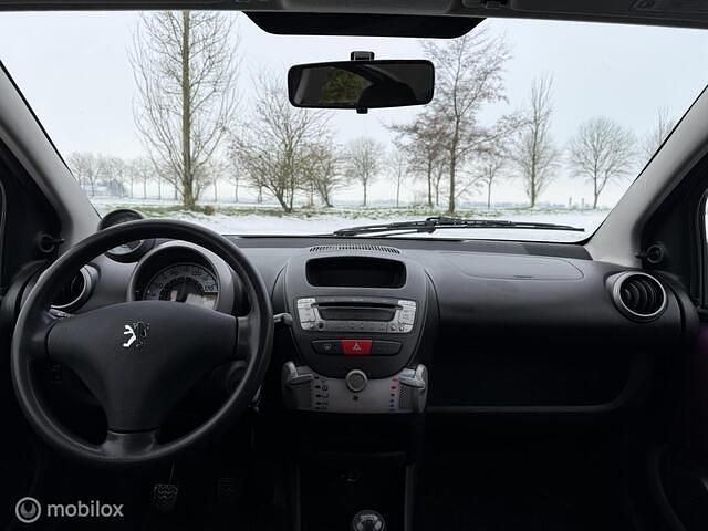 Occasion Peugeot 107 Access 68 PK (50 kW) 2012 Paars Hatchback