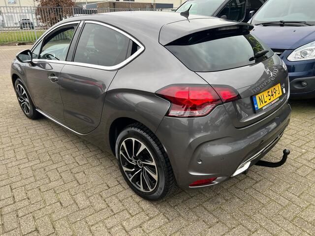Occasion DS Automobiles DS4 Business 131 PK (96 kW) 2017 Grijs, metallic lak Hatchback
