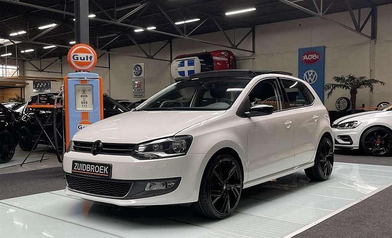 Wit Gebruikt 2011 VW Polo Hatchback | € 9.999 (Iets duurder) - Afbeelding 1/4
