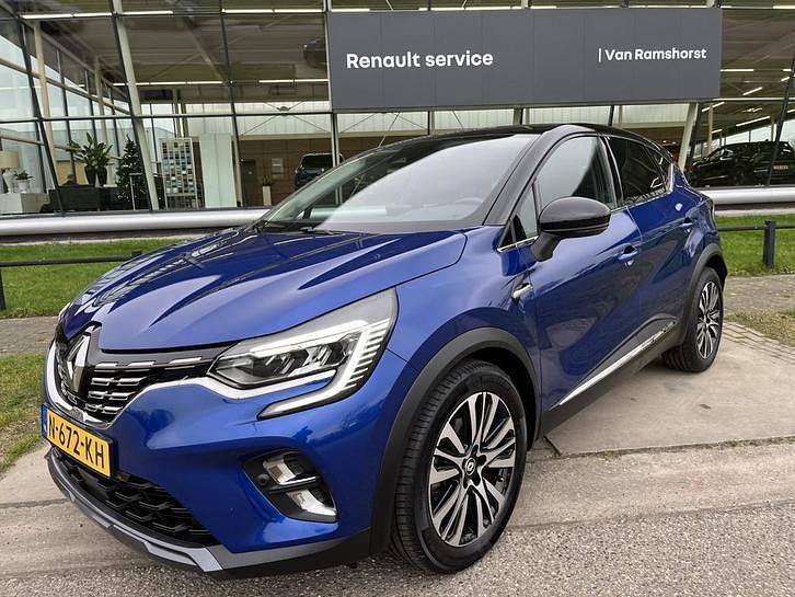 Blauw metallic Occasion 2021 Renault Captur Bose Edition SUV | € 19.950 (Iets duurder) - Afbeelding 1/4