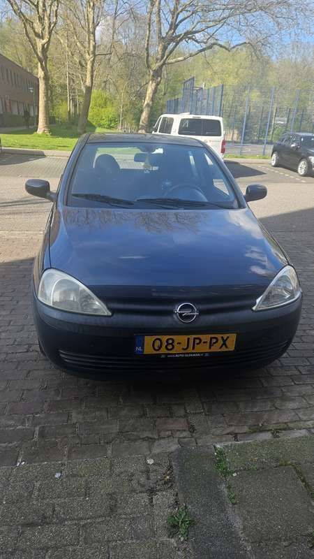 Blauw Gebruikt 2002 Opel Corsa Comfort Hatchback | € 799 (Goede deal) - Afbeelding 1/4