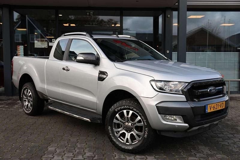 Zilver Occasion 2019 Ford Ranger Wildtrack Pickup | € 15.995 - Afbeelding 1/4