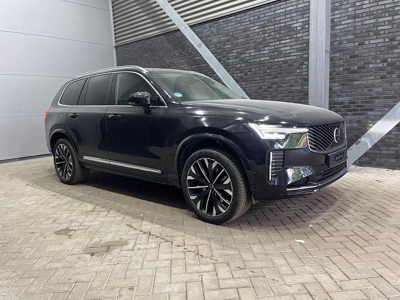 Zwart Gebruikt 2025 Volvo XC90 Ultra SUV | € 86.900 (Eerlijke prijs) - Afbeelding 1/1