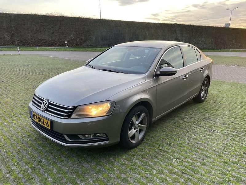 Occasion VW Passat 122 PK (89 kW) 2012 Bruin Sedan