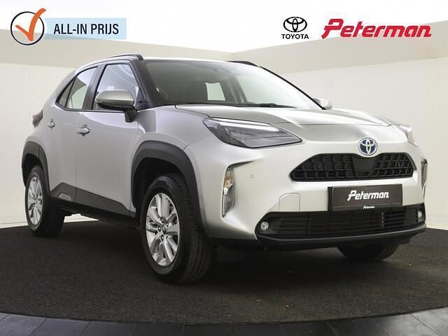 Zilver Gebruikt 2023 Toyota Yaris Active MPV | € 29.299 - Afbeelding 1/4