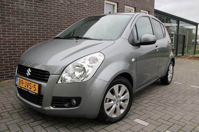 Grijs Gebruikt 2009 Suzuki Splash Exclusive Hatchback | € 3.250 (Eerlijke prijs) - Afbeelding 1/4