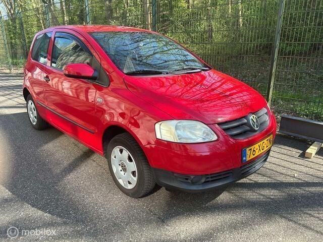 Occasion VW Fox Trendline 54 PK (39 kW) 2007 Rood Hatchback