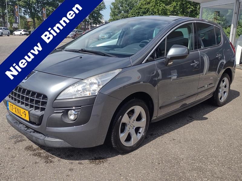 Grijs Gebruikt 2012 Peugeot 3008 MPV | € 4.450 (Eerlijke prijs) - Afbeelding 1/4