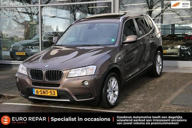 Bruin Occasion 2013 BMW X3 Executive SUV | € 9.995 (Super prijs) - Afbeelding 1/4