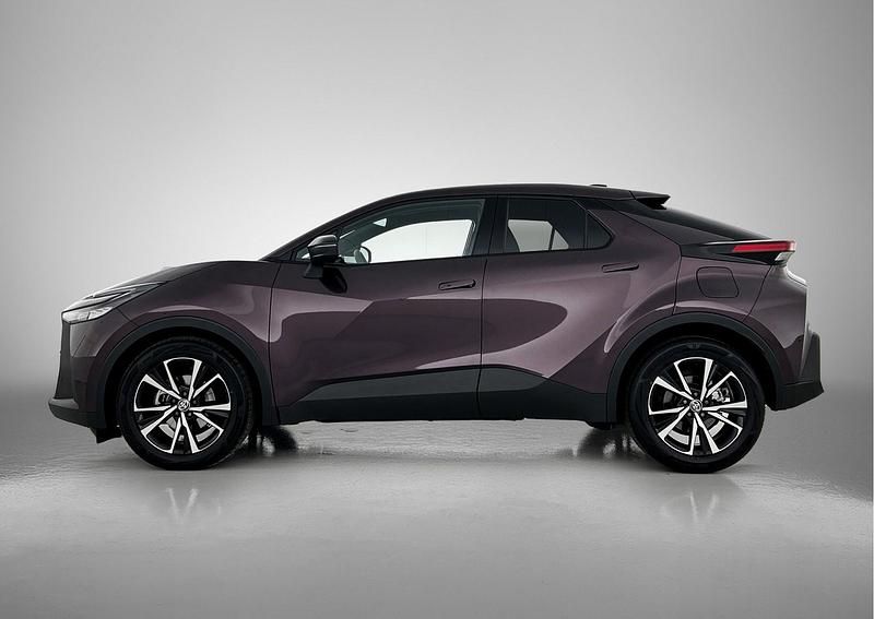 Occasion Toyota C-HR 140 PK (102 kW) 2024 Paars SUV