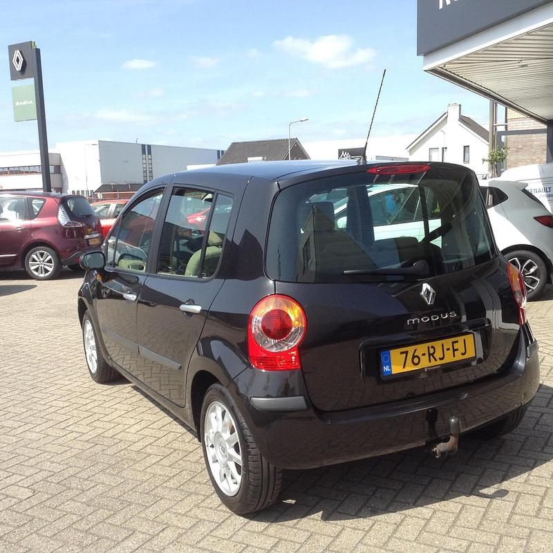 Occasion Renault Modus Dynamique 75 PK (55 kW) 2005 Zwart MPV