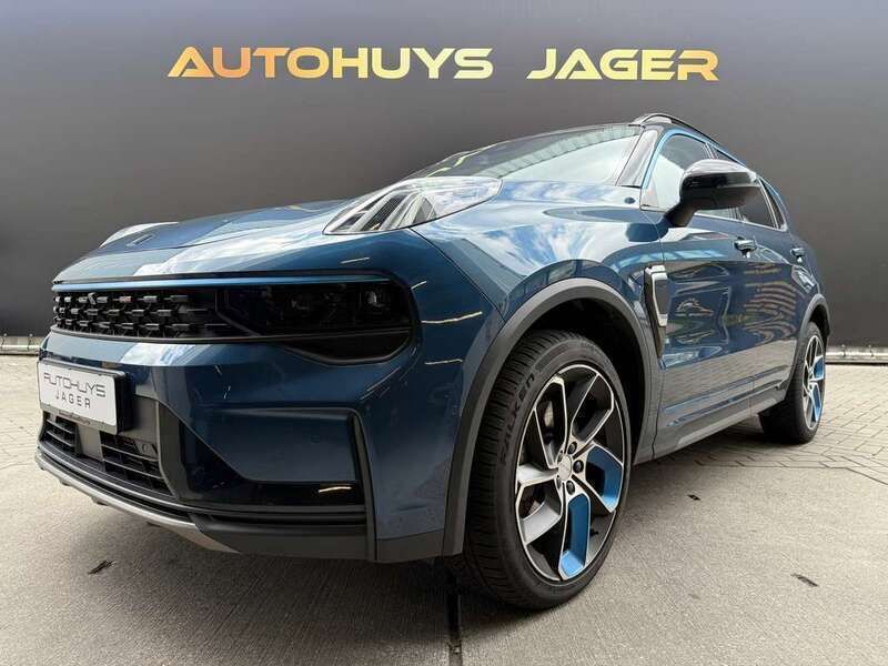 Blauw, metallic lak Gebruikt 2022 Lynk & Co 01 SUV | € 21.950 (Goede deal) - Afbeelding 1/4