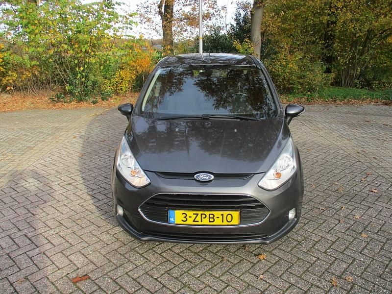 Grijs Gebruikt 2015 Ford B-MAX Style MPV | € 6.450 (Eerlijke prijs) - Afbeelding 1/4