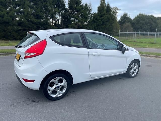 Occasion Ford Fiesta Titanium 60 PK (44 kW) 2012 Wit Hatchback