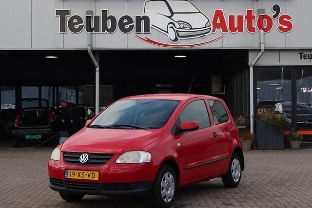 Occasion VW Fox Trendline 54 PK (39 kW) 2007 Rood Hatchback