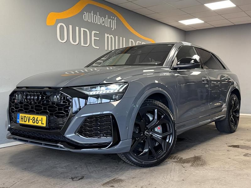 Grijs Gebruikt 2022 Audi RS Q8 Comfort SUV | € 159.950 - Afbeelding 1/4