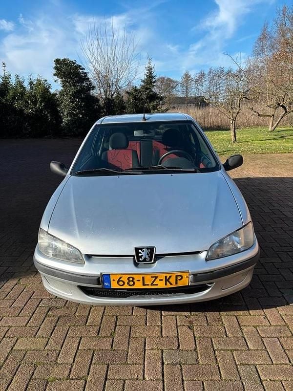 Occasion Peugeot 106 60 PK (44 kW) 2003 Grijs Hatchback