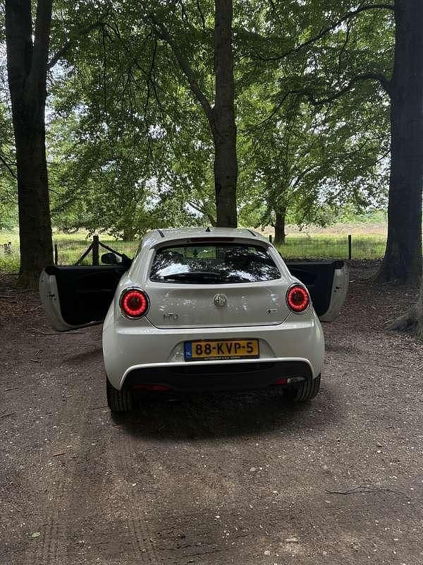 Afbeelding 2/4
