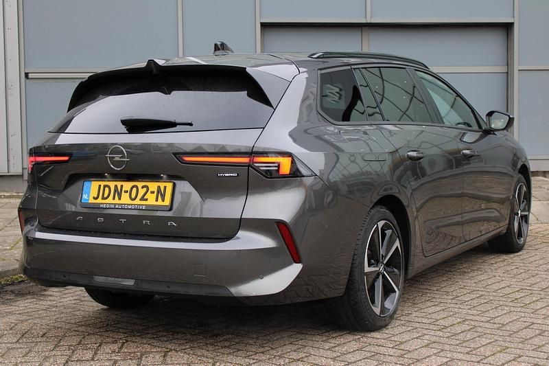 Nieuw Opel Astra Edition 181 PK (133 kW) 2025 Grijs Stationwagen