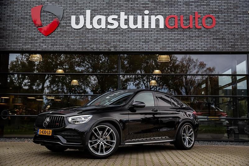 Zwart Gebruikt 2020 Mercedes GLC300 Premium Coupé | € 43.950 (Eerlijke prijs) - Afbeelding 1/4