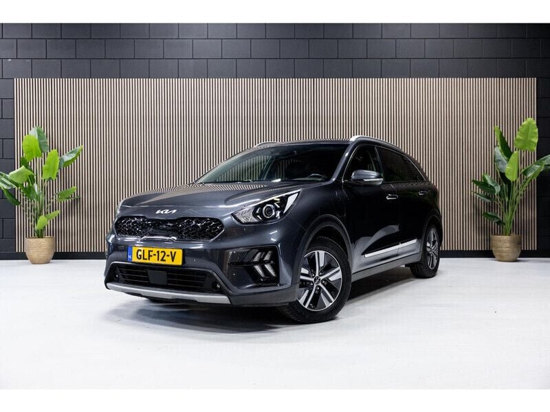 Grijs Gebruikt 2022 Kia e-Niro SUV | € 20.995 - Afbeelding 1/4