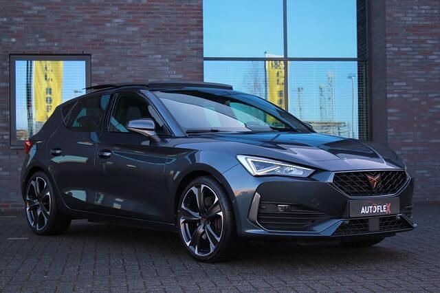 Occasion Cupra Leon VZ 150 PK (110 kW) 2022 Grijs Hatchback