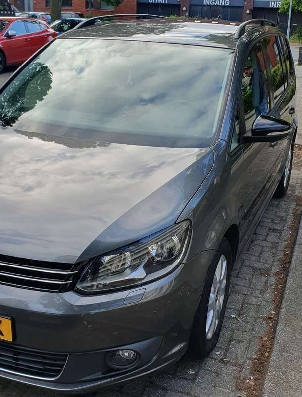 Grijs Gebruikt 2013 VW Touran Life MPV | € 10.500 (Goede deal) - Afbeelding 1/4