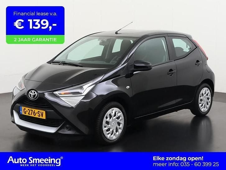 Gebruikt 2019 Toyota Aygo X-play Hatchback | € 9.945 (Eerlijke prijs) - Afbeelding 1/4