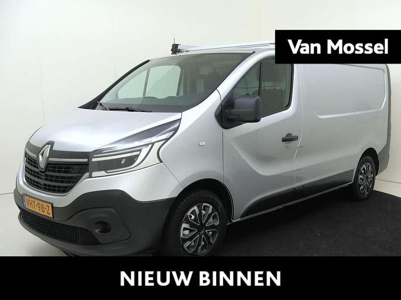 Grijs Occasion 2020 Renault Trafic Komfort MPV | € 14.000 - Afbeelding 1/4