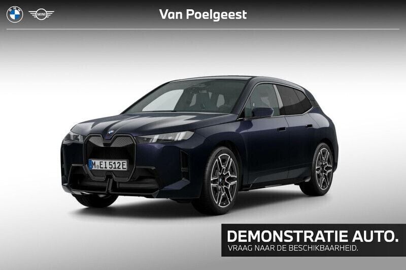 M carbonschwarz metallic (zwart metallic) Gebruikt 2025 BMW iX M Sport SUV | € 120.500 - Afbeelding 1/4