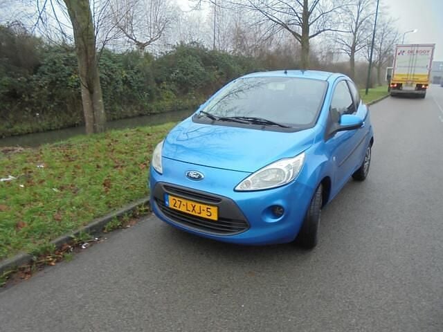 Blauw Gebruikt 2010 Ford Ka Cool & Sound Edition Hatchback | € 2.495 (Eerlijke prijs) - Afbeelding 1/4