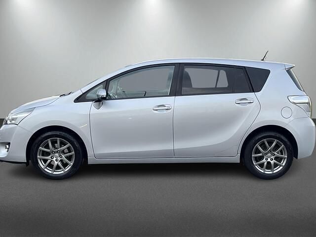 Occasion Toyota Verso Business Edition 147 PK (108 kW) 2014 Grijs MPV