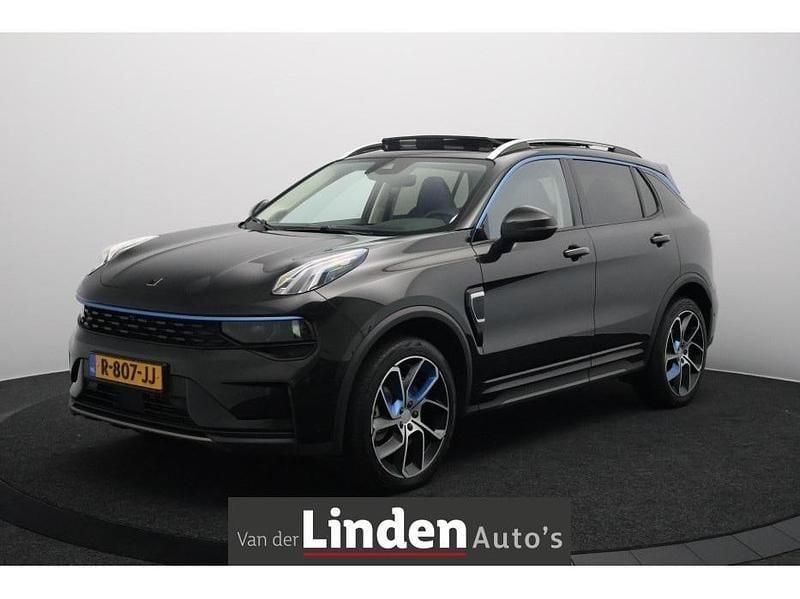 Zwart, metallic lak Gebruikt 2022 Lynk & Co 01 SUV | € 24.750 (Eerlijke prijs) - Afbeelding 1/4