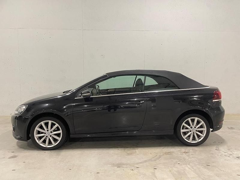 Zwart Occasion 2016 VW Golf Cabriolet Exclusive Cabriolet | € 8.999 (Eerlijke prijs) - Afbeelding 1/4