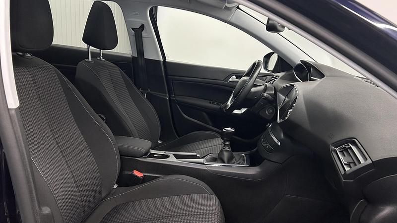 Occasion Peugeot 308 SW Allure 110 PK (80 kW) 2020 Blauw Stationwagen