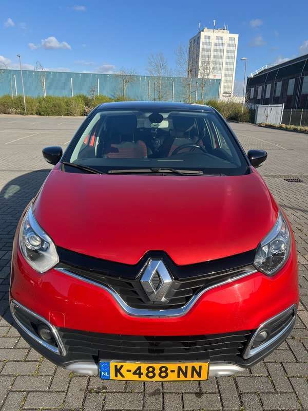 Rood Gebruikt 2016 Renault Captur SUV | € 11.500 (Eerlijke prijs) - Afbeelding 1/4