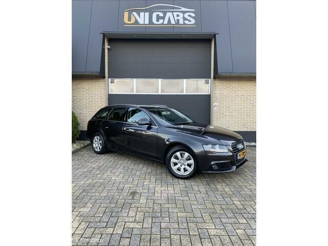 Grijs Gebruikt 2008 Audi A4 Proline Stationwagen | € 6.950 (Iets duurder) - Afbeelding 1/4