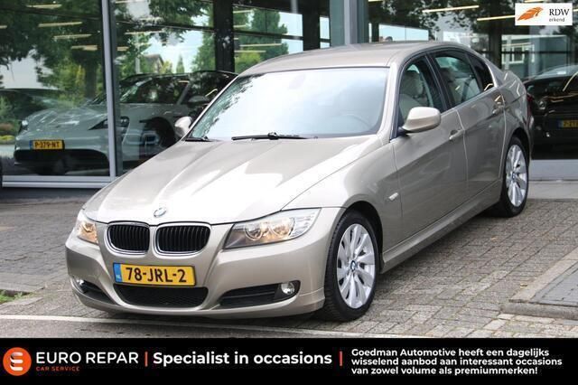 Beige, metallic lak Gebruikt 2009 BMW 330 Sedan | € 14.995 (Iets duurder) - Afbeelding 1/4