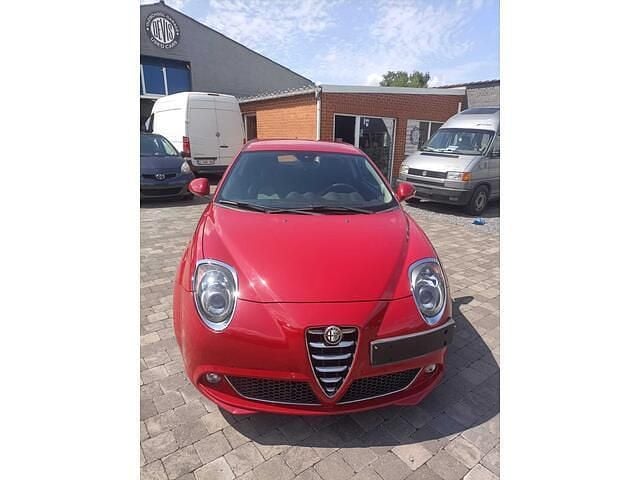 Rood Gebruikt 2016 Alfa Romeo MiTo Turismo Hatchback | € 5.950 (Super prijs) - Afbeelding 1/4