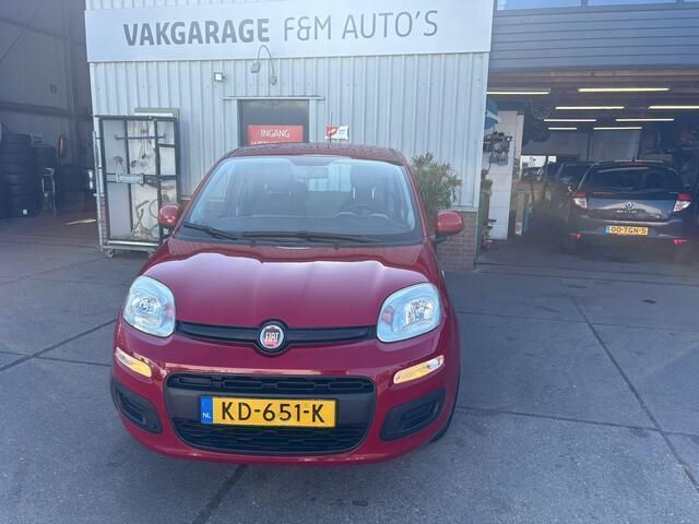 Occasion Fiat Panda 69 PK (50 kW) 2016 Rood Hatchback