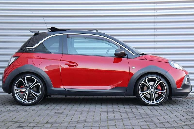 Occasion Opel Adam Rocks S 150 PK (110 kW) 2016 Rood Hatchback