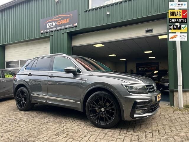 Grijs Gebruikt 2018 VW Tiguan R-line SUV | € 20.999 (Super prijs) - Afbeelding 1/4