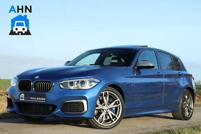 Blauw Occasion 2017 BMW M140 M Sport Hatchback | € 36.995 (Goede deal) - Afbeelding 1/4