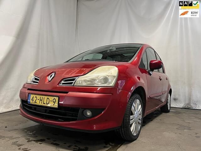 Occasion Renault Grand Modus Dynamique 101 PK (74 kW) 2009 Rood (metallic) MPV