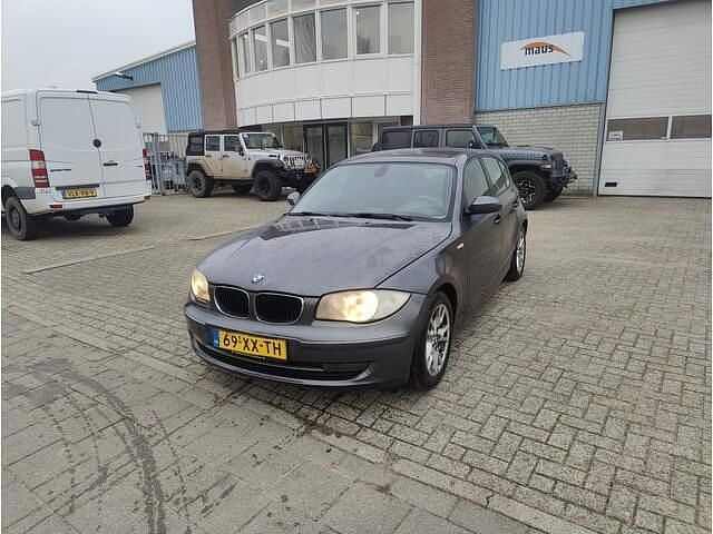Occasion BMW 120 177 PK (130 kW) 2007 Grijs (metallic) Hatchback