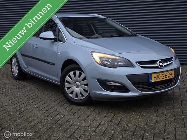 Grijs Gebruikt 2015 Opel Astra Edition Stationwagen | € 6.990 (Super prijs) - Afbeelding 1/4