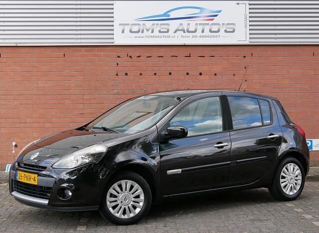 Zwart Gebruikt 2011 Renault Clio II Collection Hatchback | € 2.250 (Goede deal) - Afbeelding 1/4