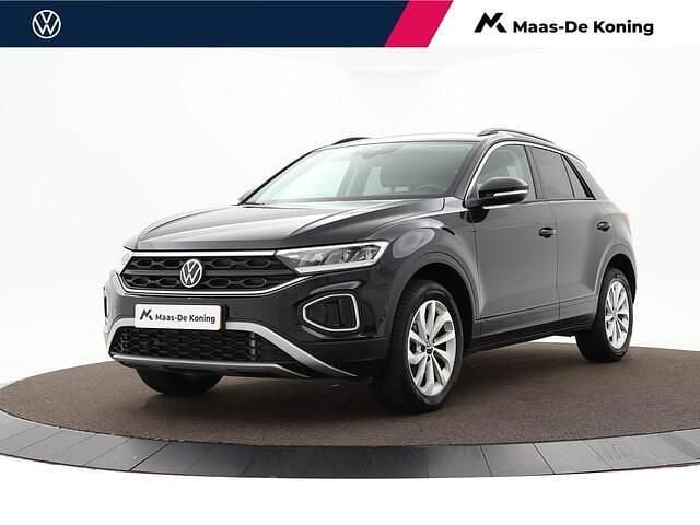 Zwart Gebruikt 2024 VW T-Roc Edition SUV | € 30.940 (Goede deal) - Afbeelding 1/4