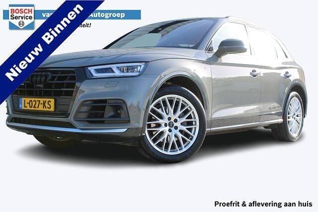 Grijs Gebruikt 2018 Audi Q5 Black Edition SUV | € 25.950 (Duur) - Afbeelding 1/4