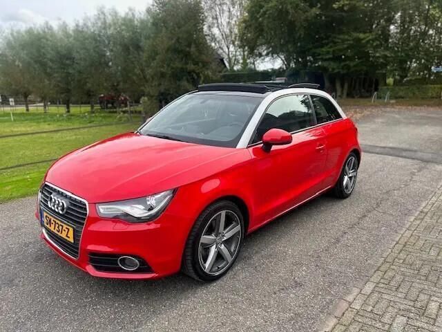 Rood Gebruikt 2011 Audi A1 Hatchback | € 10.995 (Duur) - Afbeelding 1/4